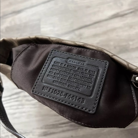 Vtg Coach Carly Signature Top Handle Bag Khaki - Picture 8 of 8